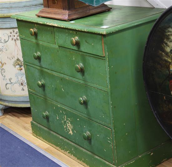 A chest of drawers, W.108cm